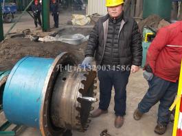 河北龍星化工！供熱管道帶壓開孔順利完成！